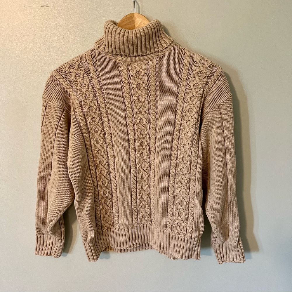 VINTAGE Greenwich Beige/Tan Turtleneck Sweater